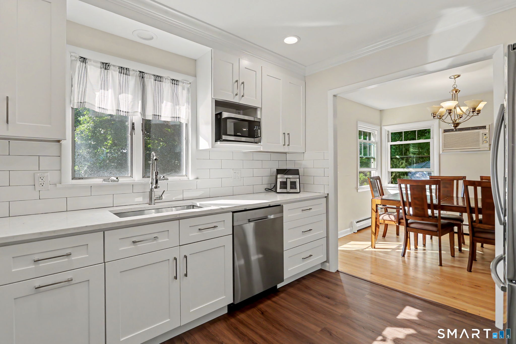 45 Valley View Road Fairfield, CT 06824 - Photo 10 of 29