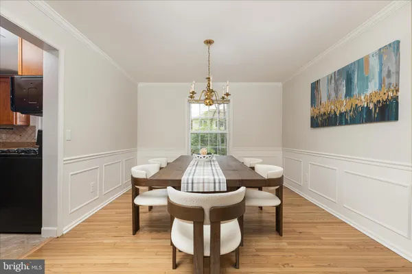 $985,000 | 13113 Nestlewood Court, Herndon, VA 20171