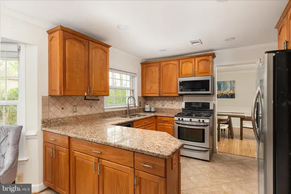 $985,000 | 13113 Nestlewood Court, Herndon, VA 20171