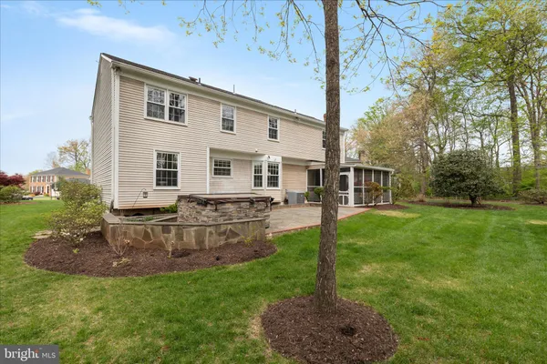 $985,000 | 13113 Nestlewood Court, Herndon, VA 20171