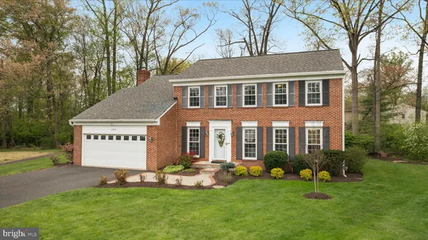 $985,000 | 13113 Nestlewood Court, Herndon, VA 20171