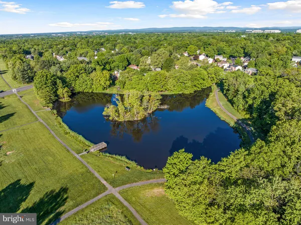 $985,000 | 13113 Nestlewood Court, Herndon, VA 20171