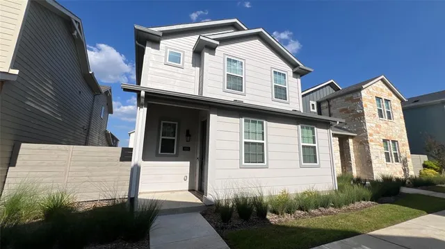 $3,100 | 825 Blossom Lane, Unit 48, Argyle, TX 76226