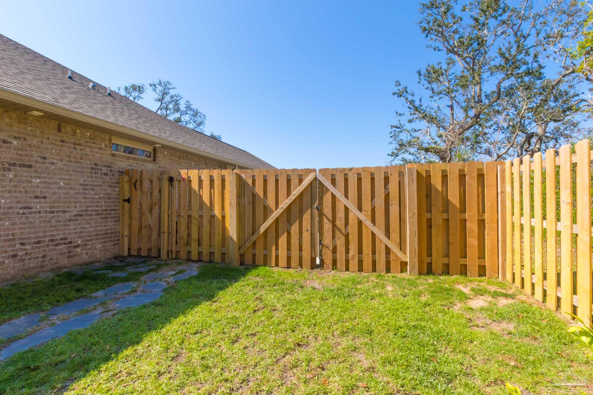 16250 Innerarity Point Road Pensacola, FL 32507 - Photo 13 of 50 Gallery Image 13