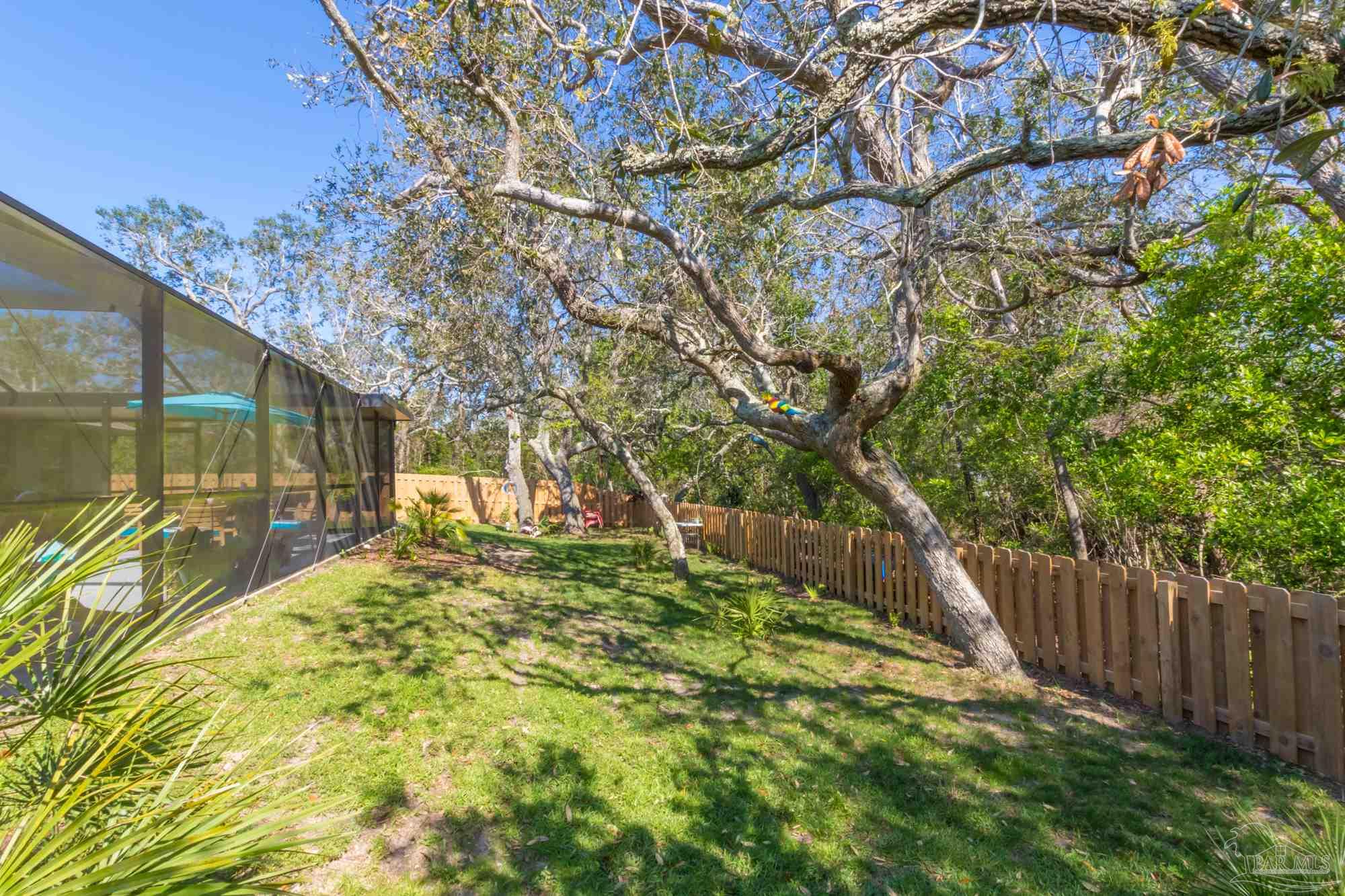 16250 Innerarity Point Road Pensacola, FL 32507 - Photo 9 of 50 Gallery Image 9