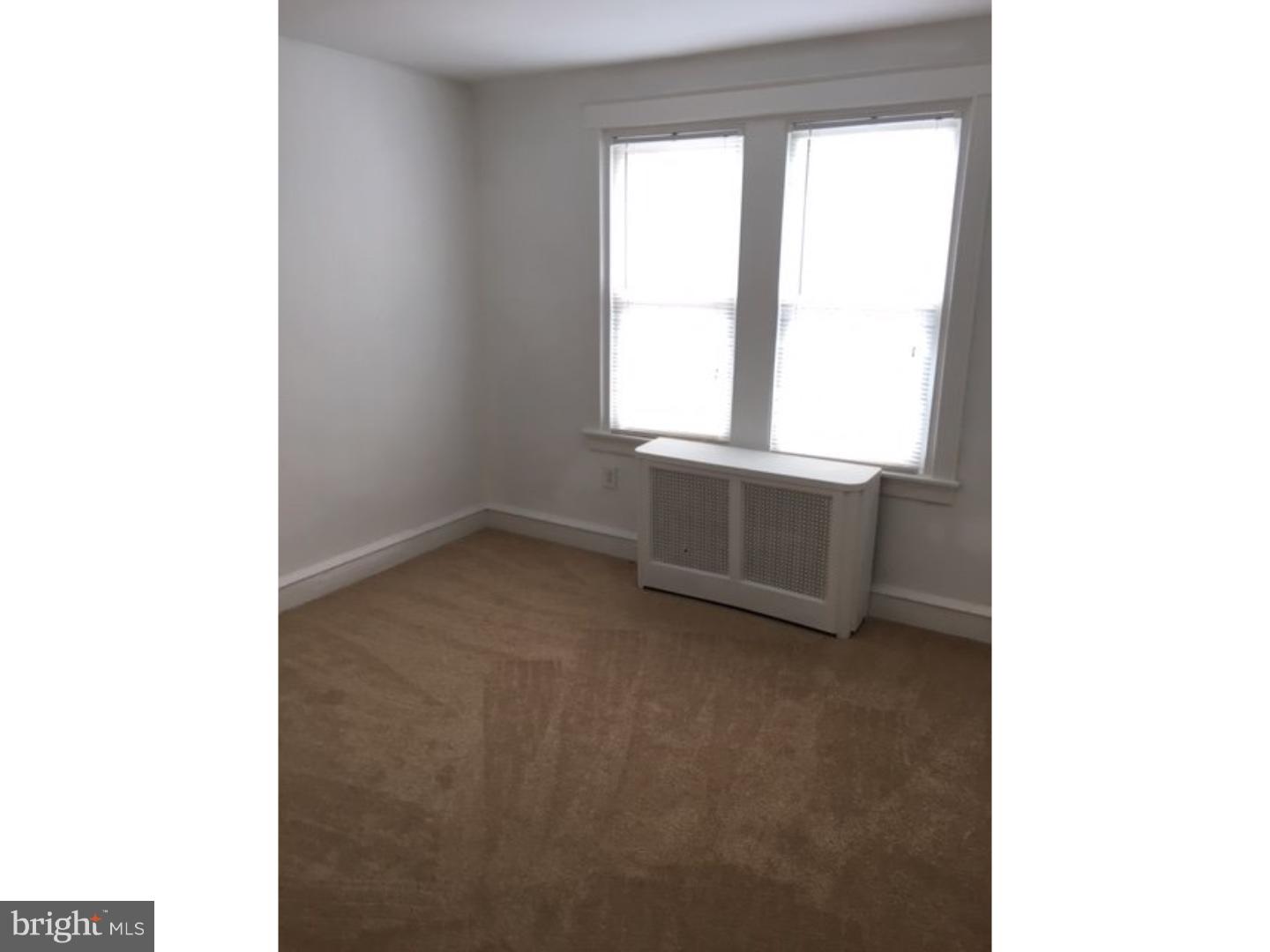 252 Sanford Road Upper Darby, PA 19082 - Photo 10 of 18