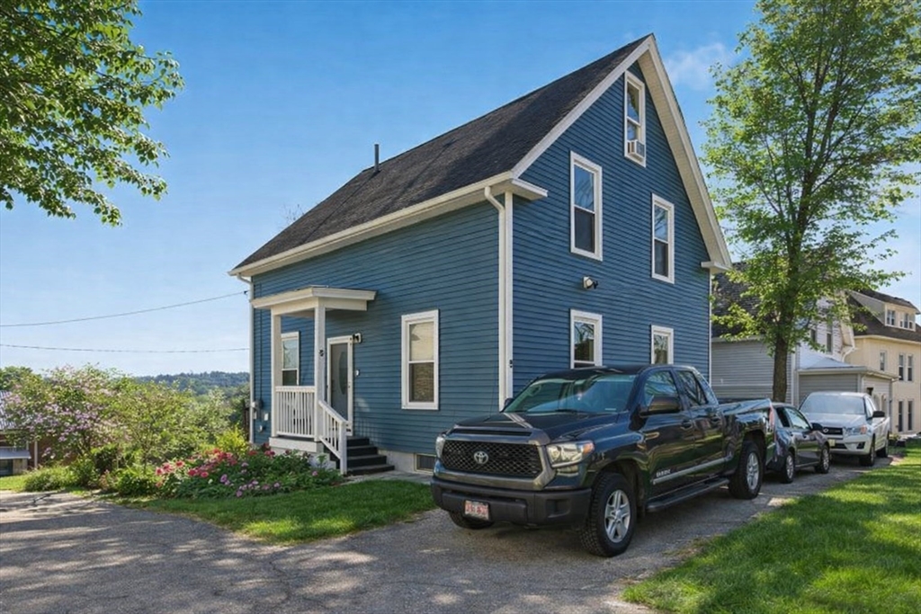 5 Ripley Place Worcester, MA 01610 - Photo 2 of 12