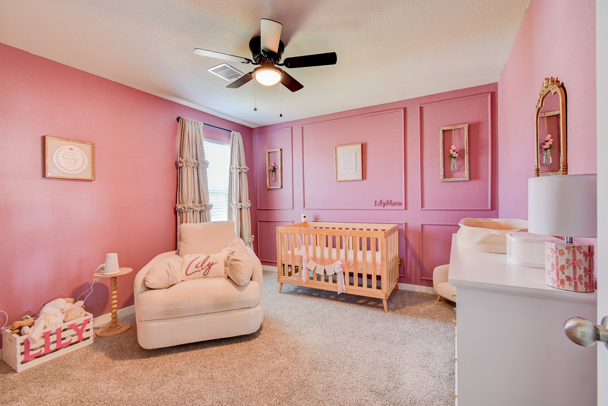 205 Laura Leigh Lane Angleton, TX 77515 - Photo 24 of 29 Secondary Bedroom