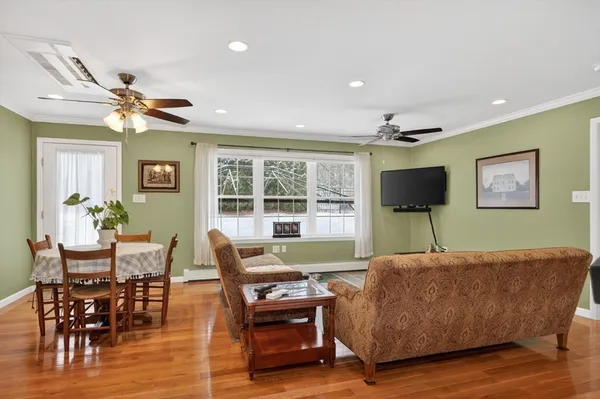 $729,900 | 37 Tower Street, Hudson, MA 01749