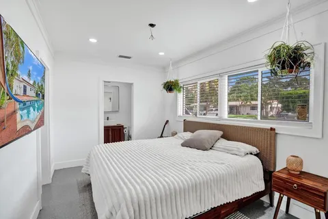 $579,000 | 810 Southwest 26th Court, Fort Lauderdale, FL 33315