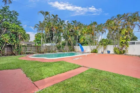 $579,000 | 810 Southwest 26th Court, Fort Lauderdale, FL 33315