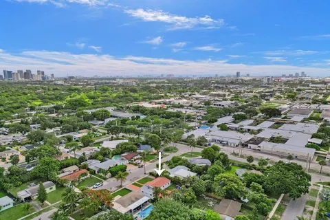 $579,000 | 810 Southwest 26th Court, Fort Lauderdale, FL 33315