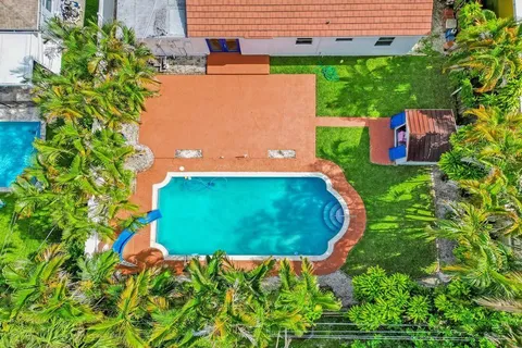 $579,000 | 810 Southwest 26th Court, Fort Lauderdale, FL 33315