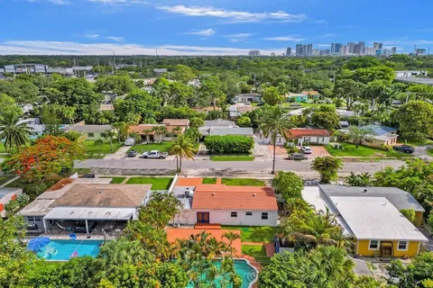 $579,000 | 810 Southwest 26th Court, Fort Lauderdale, FL 33315