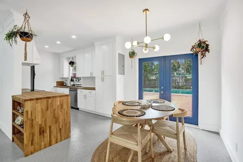 $579,000 | 810 Southwest 26th Court, Fort Lauderdale, FL 33315