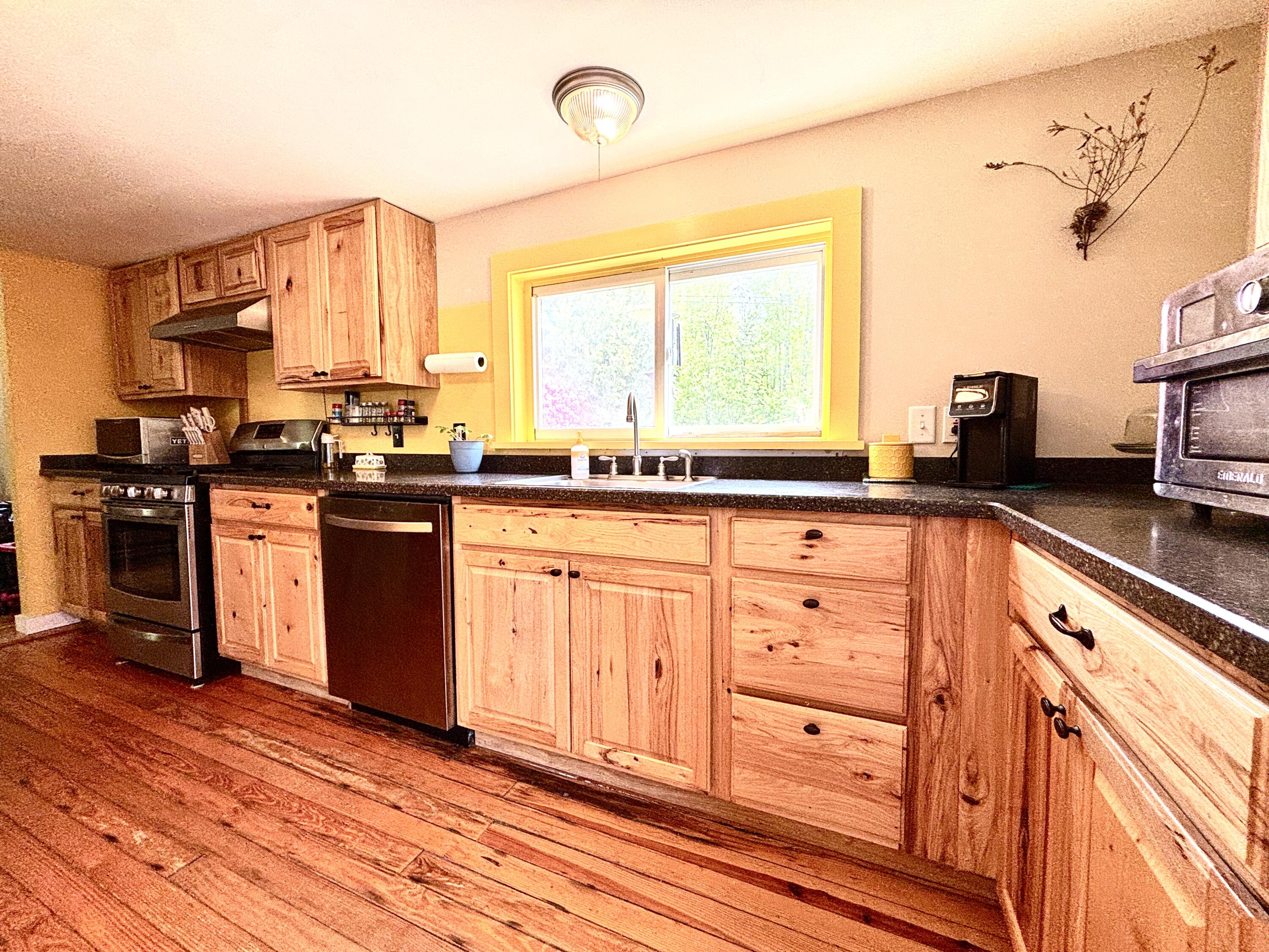 74 Pout Town Road Stockton Springs, ME 04981 - Photo 35 of 67 Kitchen