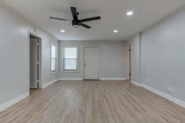 $2,350 | 5617 38th Street, Lubbock, TX 79407