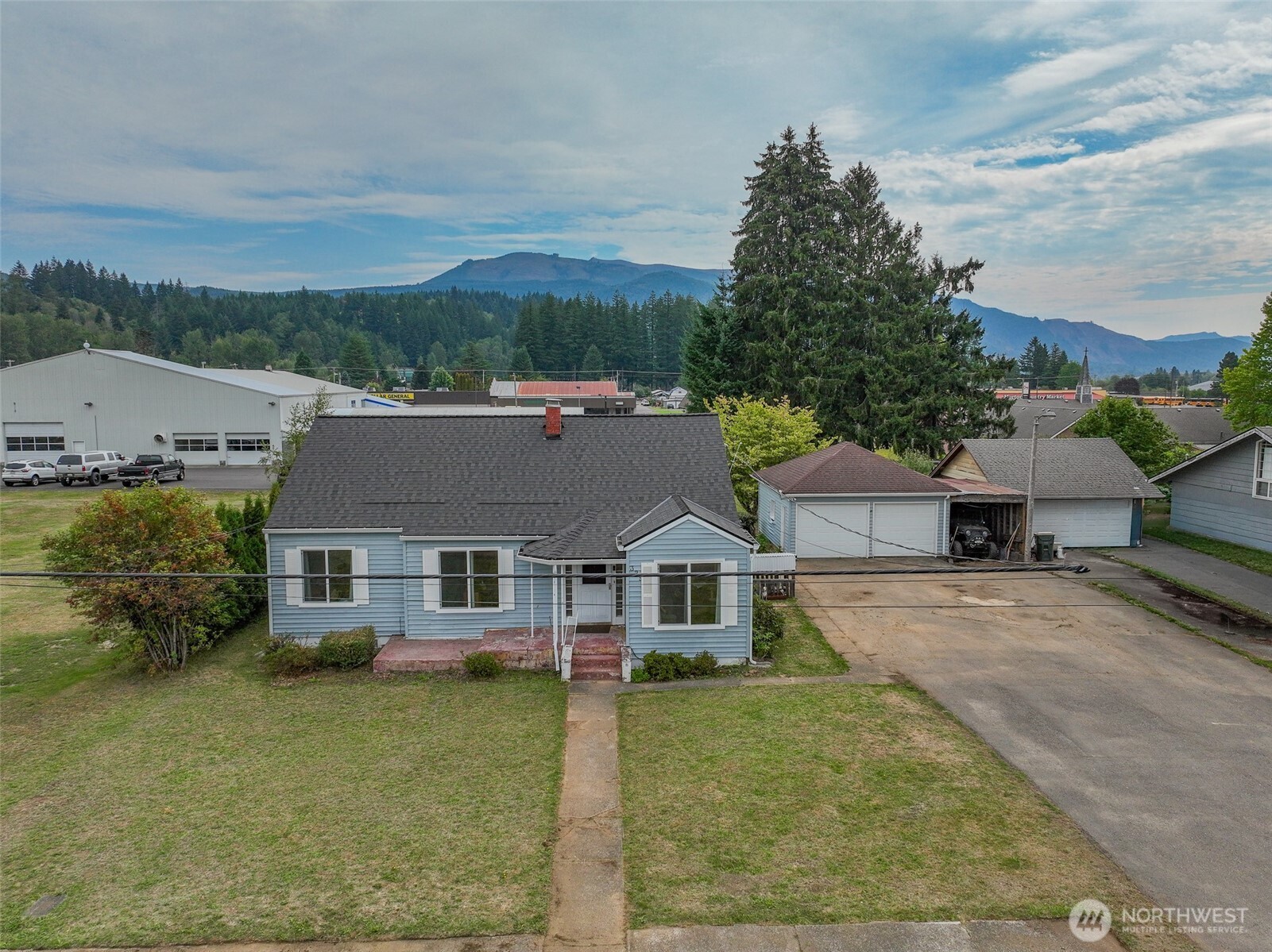 325 3rd Street Morton, WA 98356 - Photo 2 of 40 an aerial view of a house