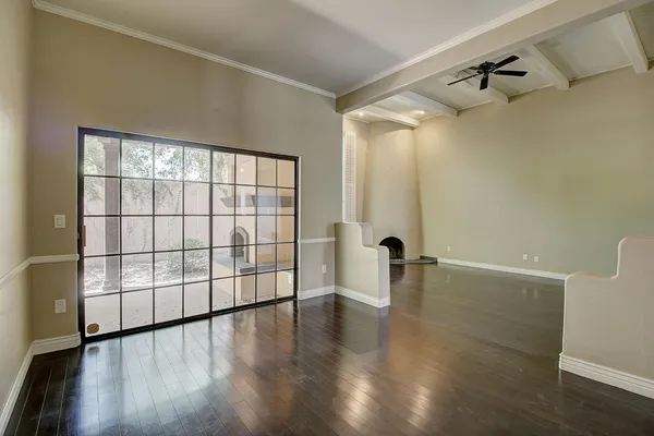 $2,950 | 5724 North 4th Place, Phoenix, AZ 85012