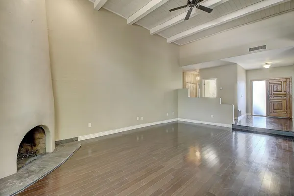 $2,950 | 5724 North 4th Place, Phoenix, AZ 85012