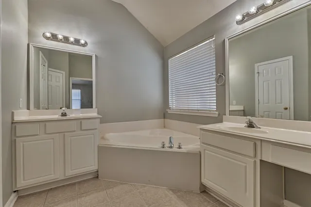 $1,925 | 11118 Creekline Meadow Court, Cypress, TX 77429