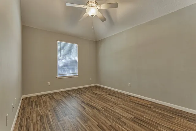 $1,925 | 11118 Creekline Meadow Court, Cypress, TX 77429