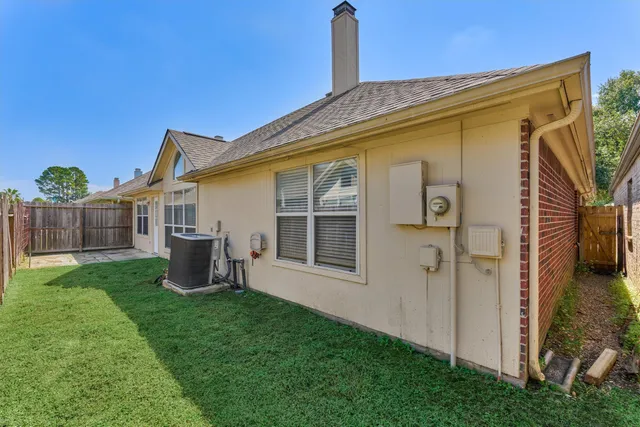 $1,925 | 11118 Creekline Meadow Court, Cypress, TX 77429