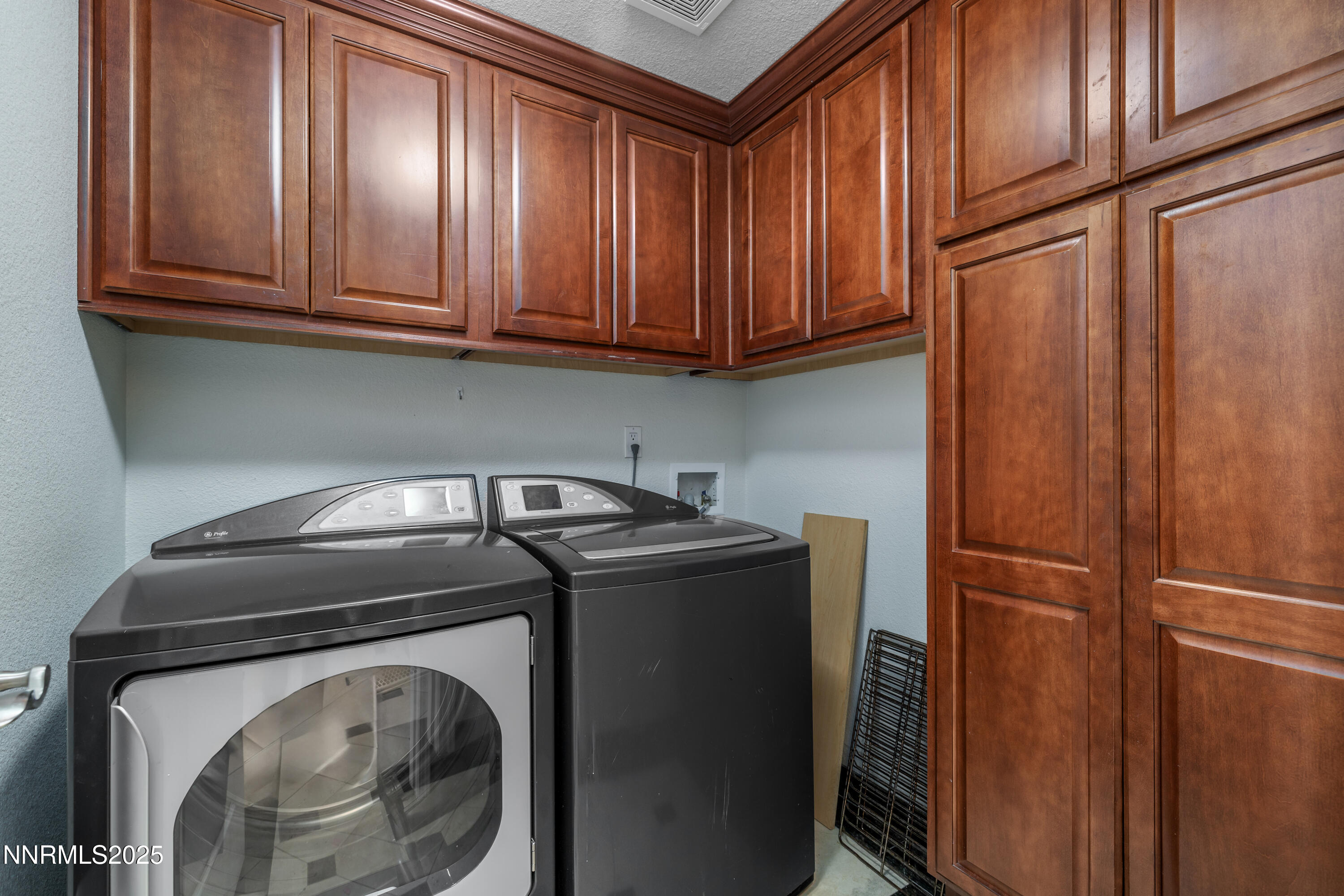 200 West 2nd Street, Unit 1501 Reno, NV 89501 - Photo 12 of 36 River Walk MLS-3