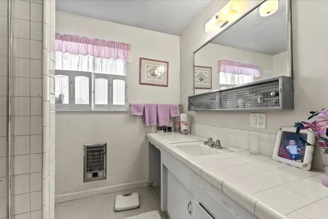 $389,800 | 3708 Traverse Street, Redding, CA 96002