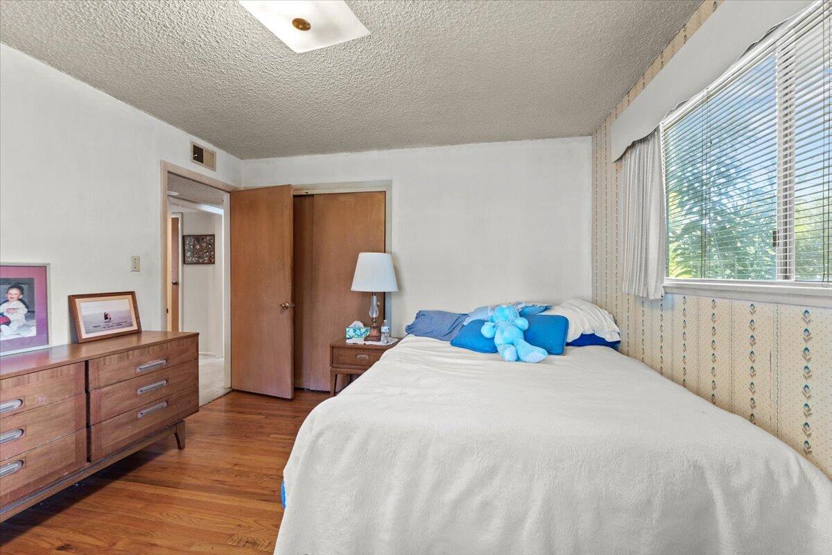 3708 Traverse Street Redding, CA 96002 - Photo 27 of 45 27-3708 Traverse St - I-18