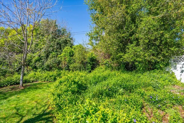 $389,800 | 3708 Traverse Street, Redding, CA 96002