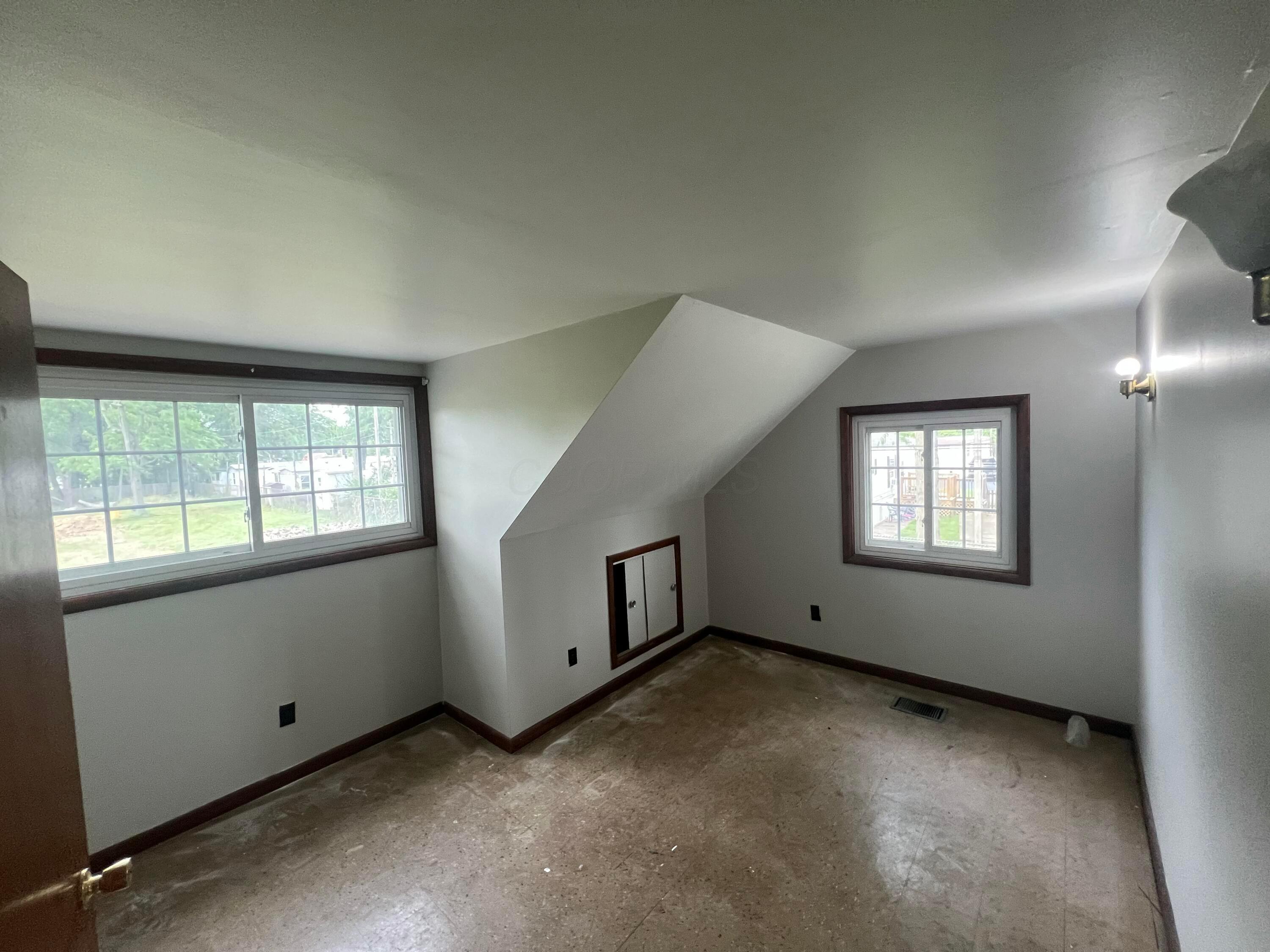 1384 Moler Road Columbus, OH 43207 - Photo 31 of 46 IMG_3596