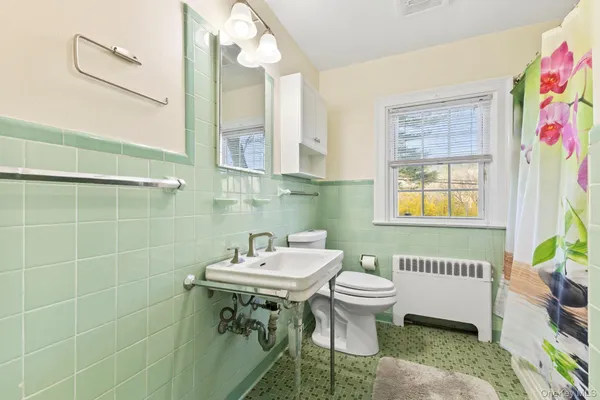 $1,100,000 | 7 Rolling Hills Road, Thornwood, NY 10594