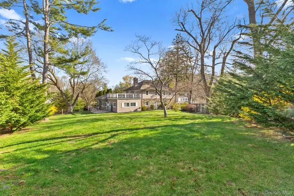 $1,100,000 | 7 Rolling Hills Road, Thornwood, NY 10594