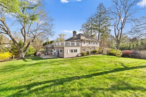 $1,100,000 | 7 Rolling Hills Road, Thornwood, NY 10594