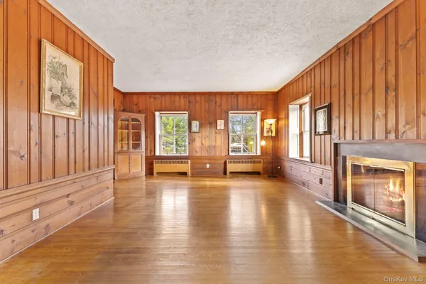 $1,100,000 | 7 Rolling Hills Road, Thornwood, NY 10594