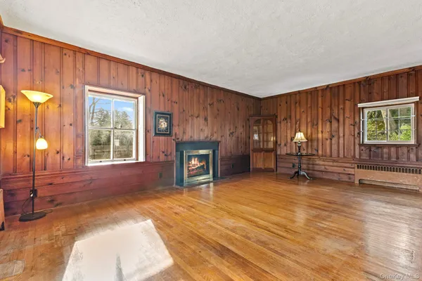 $1,100,000 | 7 Rolling Hills Road, Thornwood, NY 10594