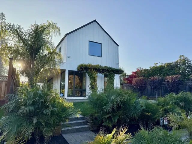 $3,588,000 | 16 Hillview Avenue, Redwood City, CA 94062