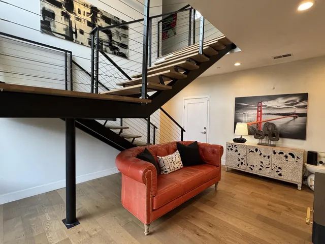 $3,588,000 | 16 Hillview Avenue, Redwood City, CA 94062