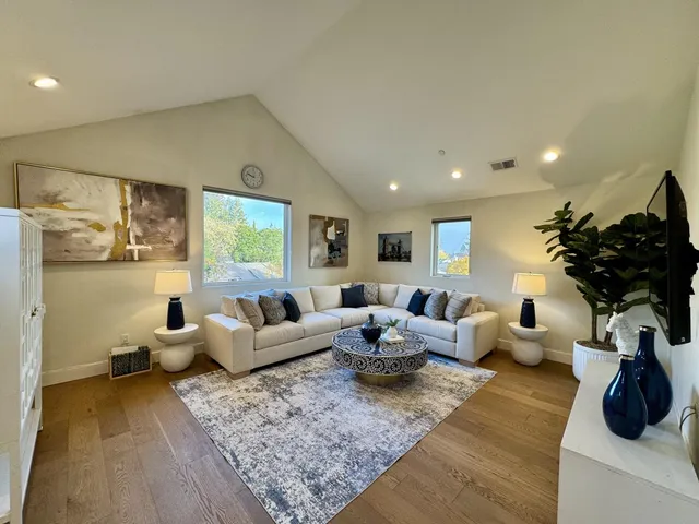 $3,588,000 | 16 Hillview Avenue, Redwood City, CA 94062