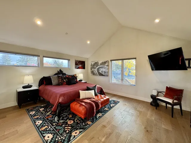 $3,588,000 | 16 Hillview Avenue, Redwood City, CA 94062