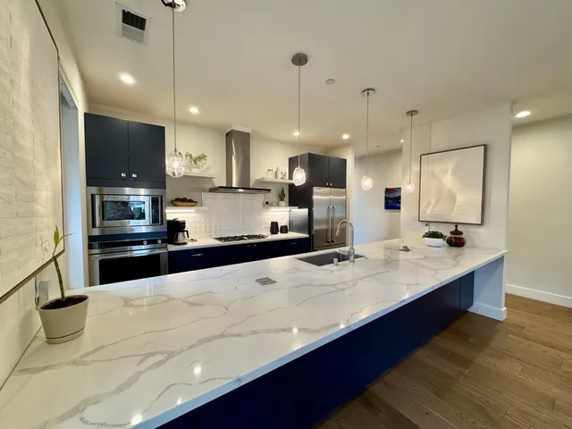 $3,588,000 | 16 Hillview Avenue, Redwood City, CA 94062