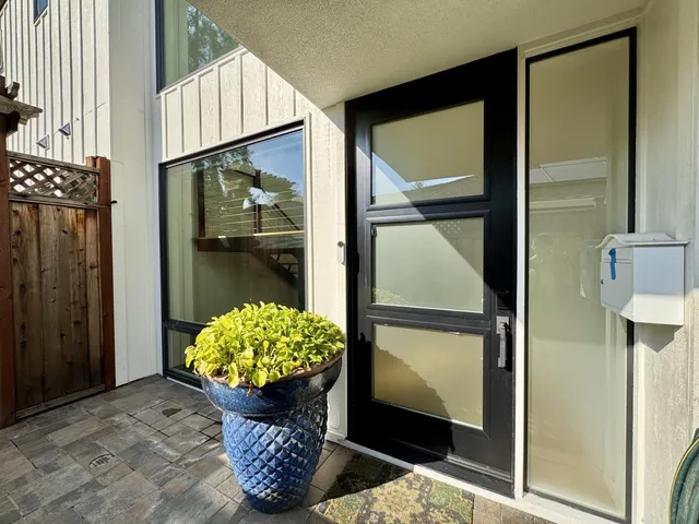 $3,588,000 | 16 Hillview Avenue, Redwood City, CA 94062