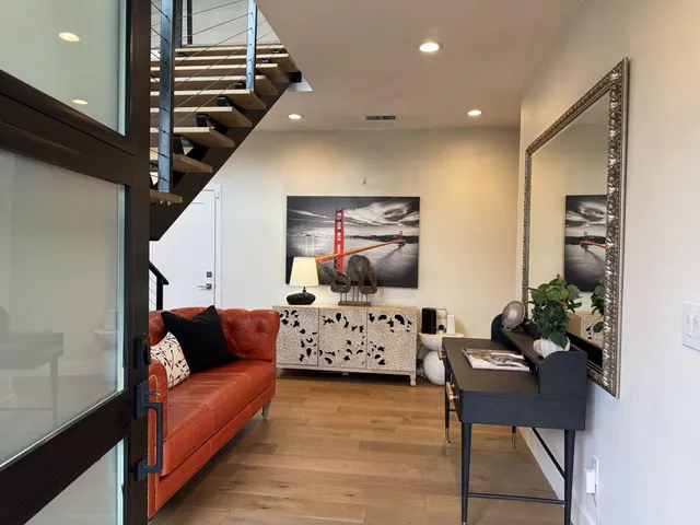 $3,588,000 | 16 Hillview Avenue, Redwood City, CA 94062