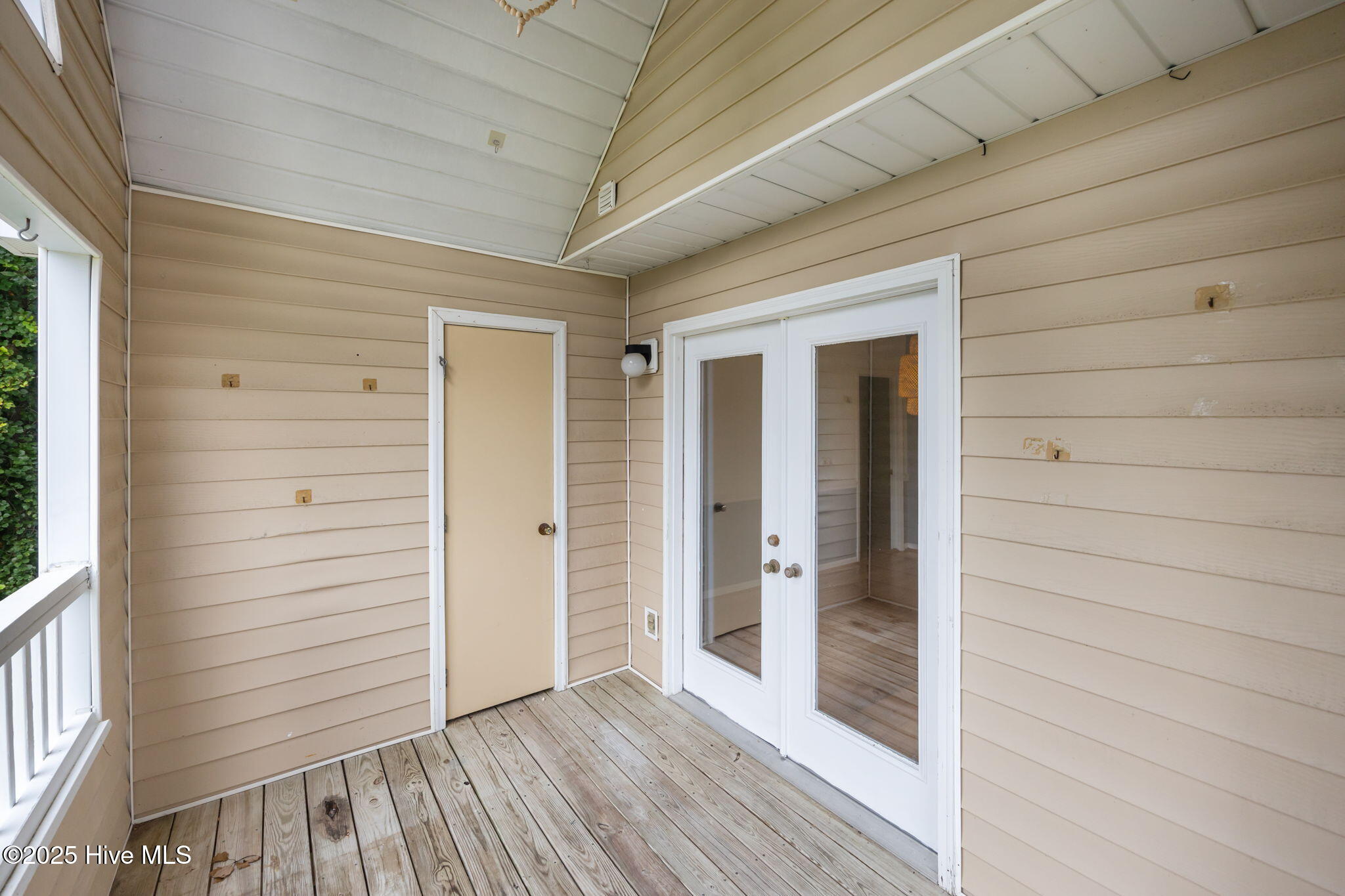 607 Spring Forest Road, Unit G Greenville, NC 27834 - Photo 22 of 24 Covered Balcony