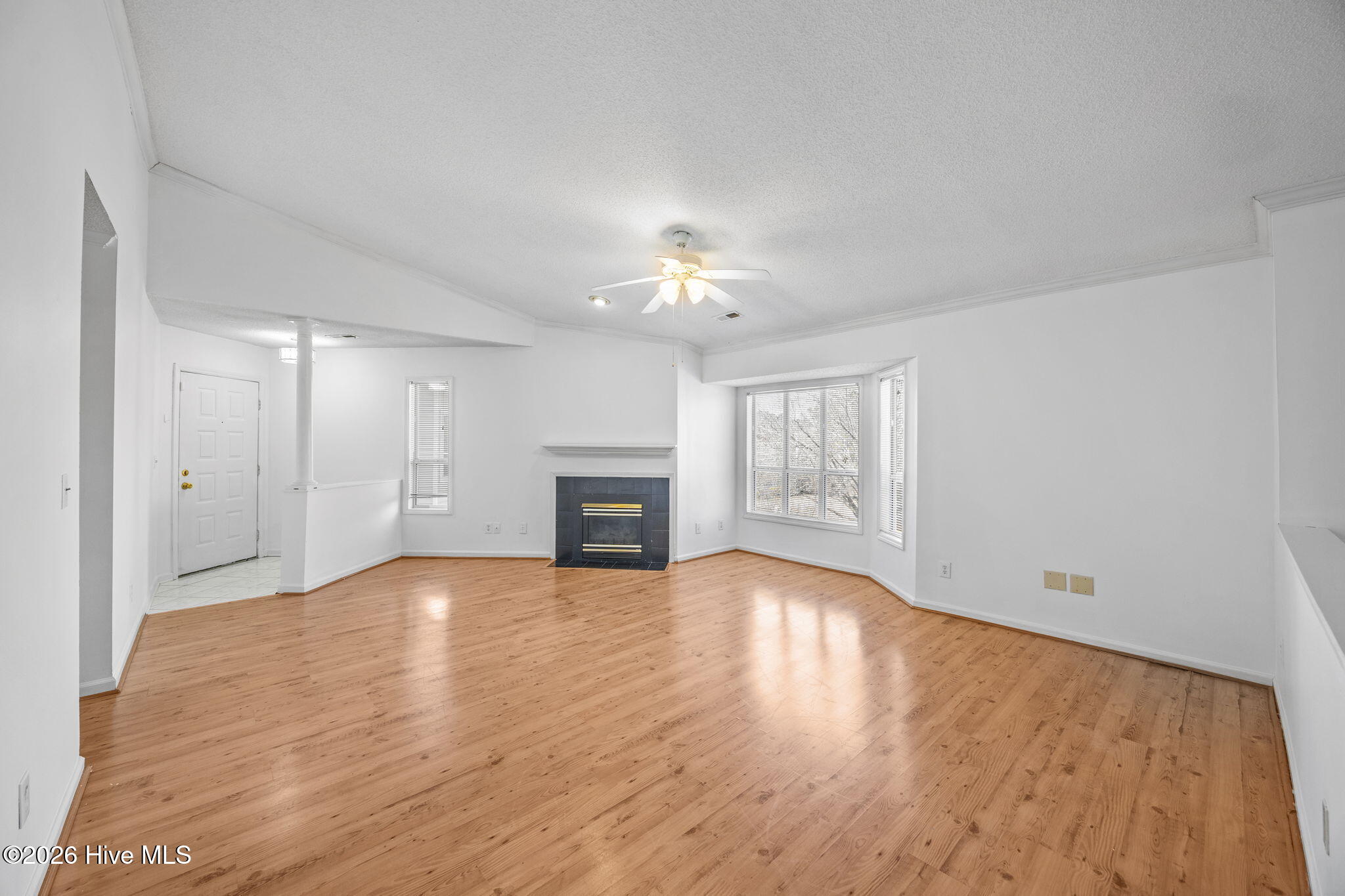 607 Spring Forest Road, Unit G Greenville, NC 27834 - Photo 4 of 24 Living Area