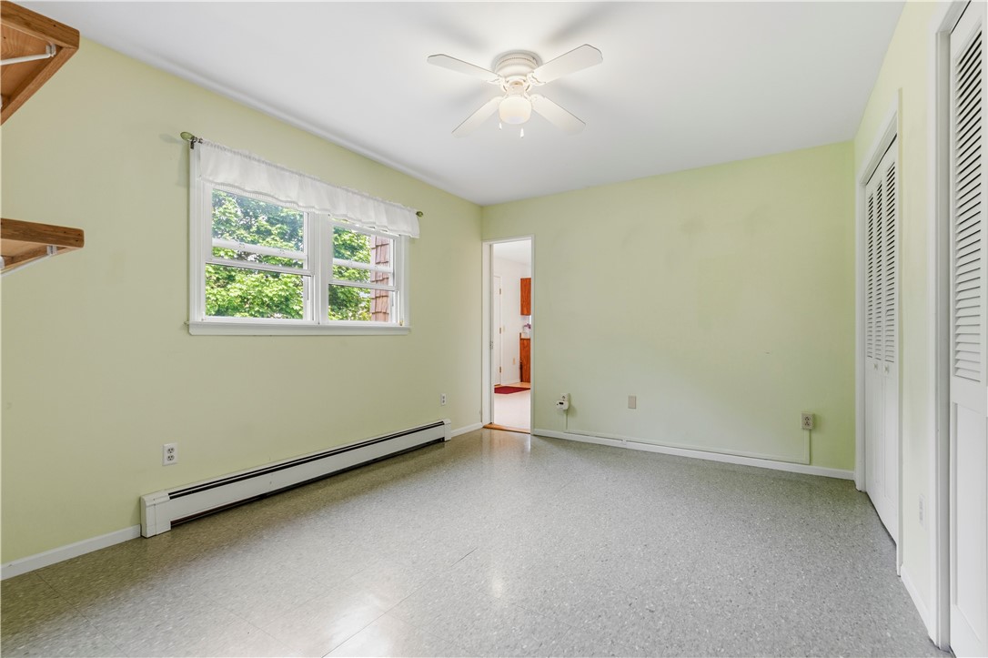 51 Quannacut Road Westerly, RI 02891 - Photo 11 of 38