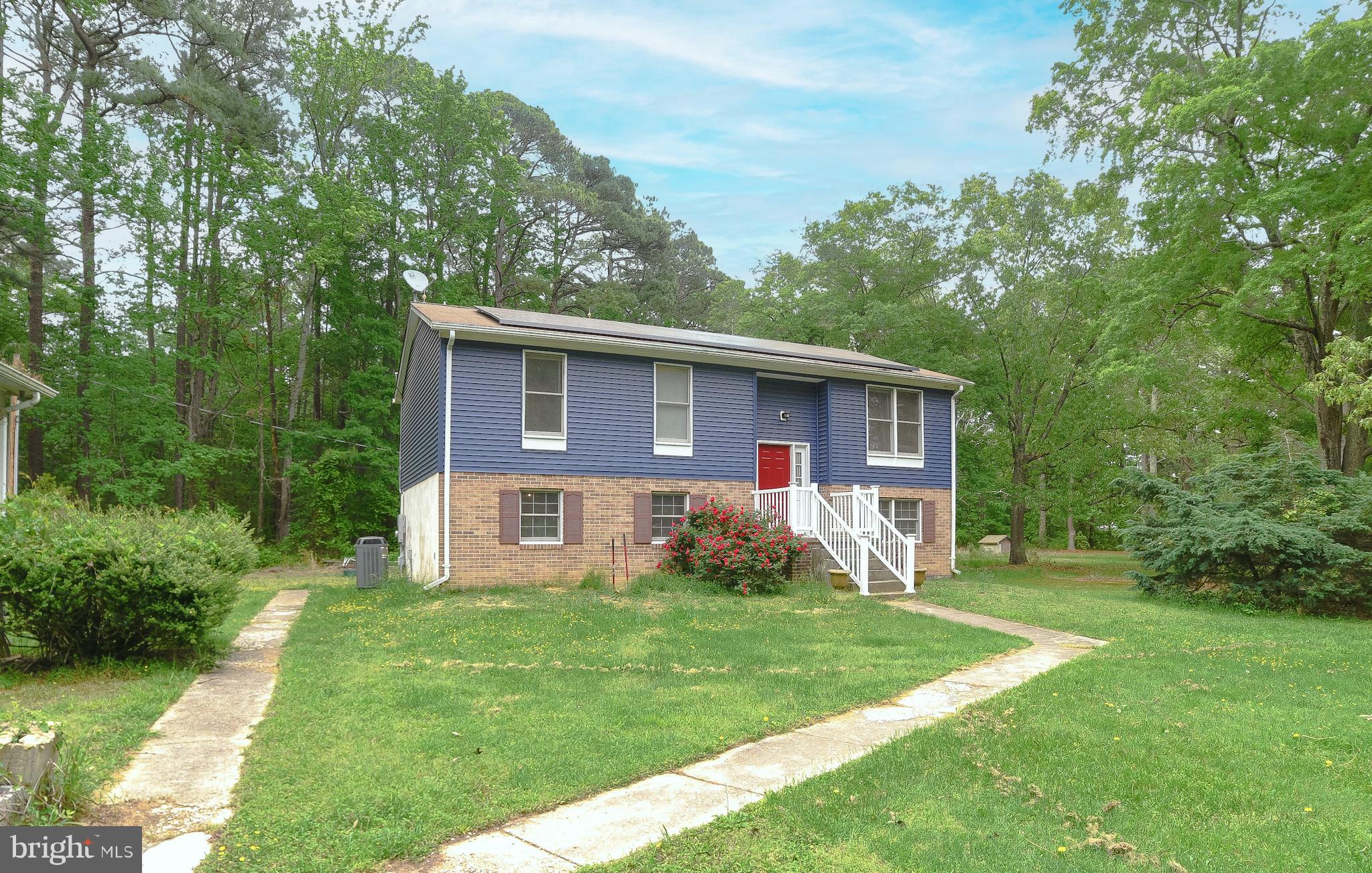 20416 Lake Place Coltons Point, MD 20626 - Photo 3 of 35 Gallery Image 3