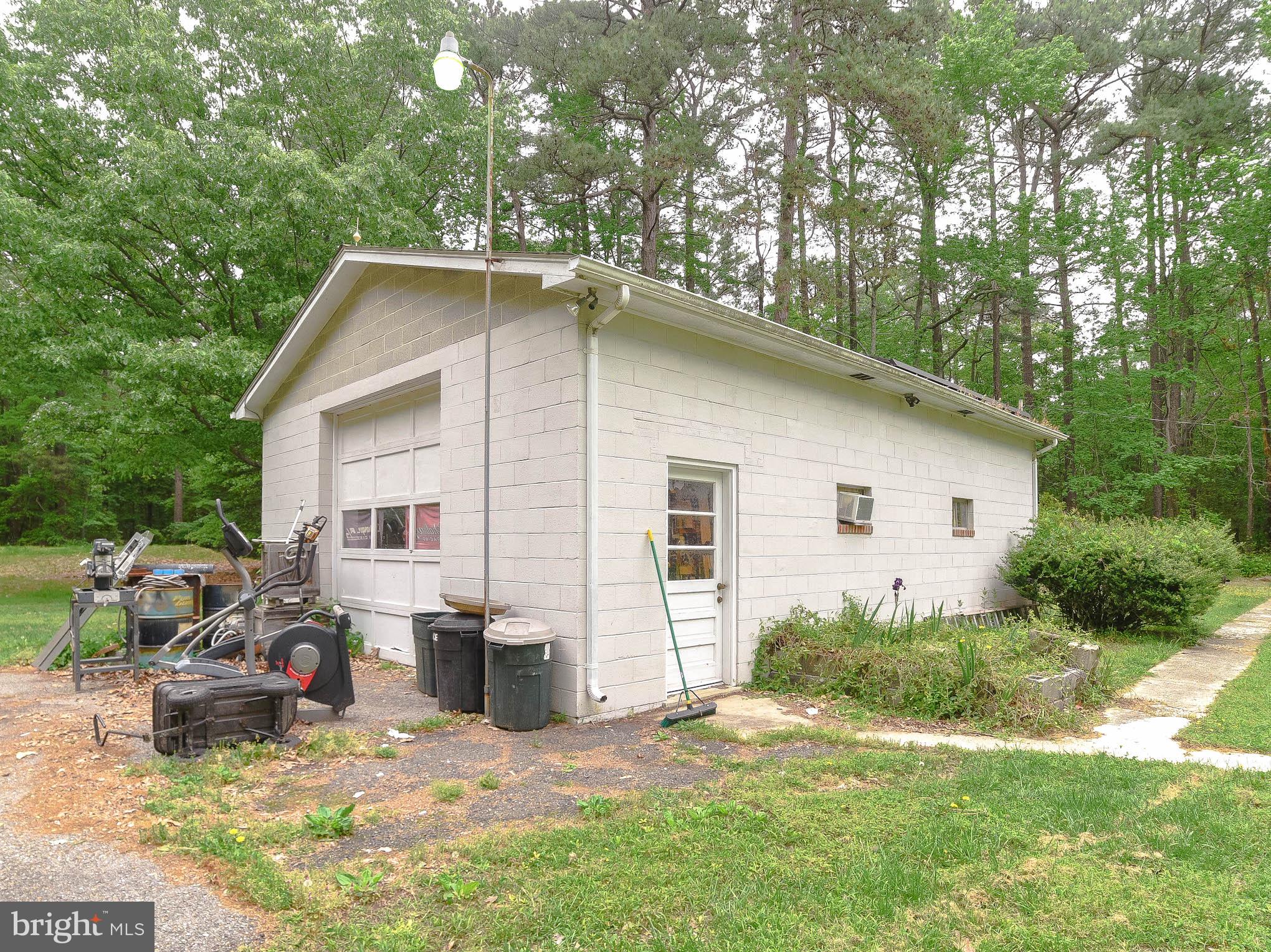 20416 Lake Place Coltons Point, MD 20626 - Photo 4 of 35 Gallery Image 4