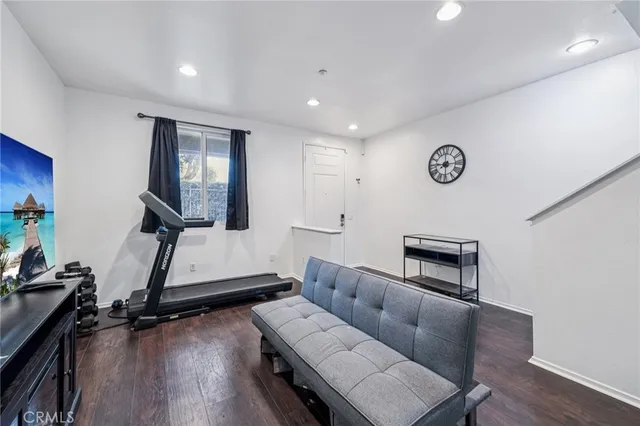 $527,500 | 500 North Willowbrook Avenue, Unit P3, Compton, CA 90220